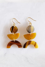 Load image into Gallery viewer, Vui Mung Geometric Buffalo Horn Statement Earrings