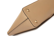 Load image into Gallery viewer, The Classic Tote - Sand