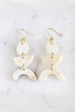 Load image into Gallery viewer, Vui Mung Geometric Buffalo Horn Statement Earrings