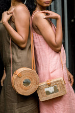 Load image into Gallery viewer, Xo Dang Buffalo Horn Centerpiece Rectangular Wicker Rattan Handbag